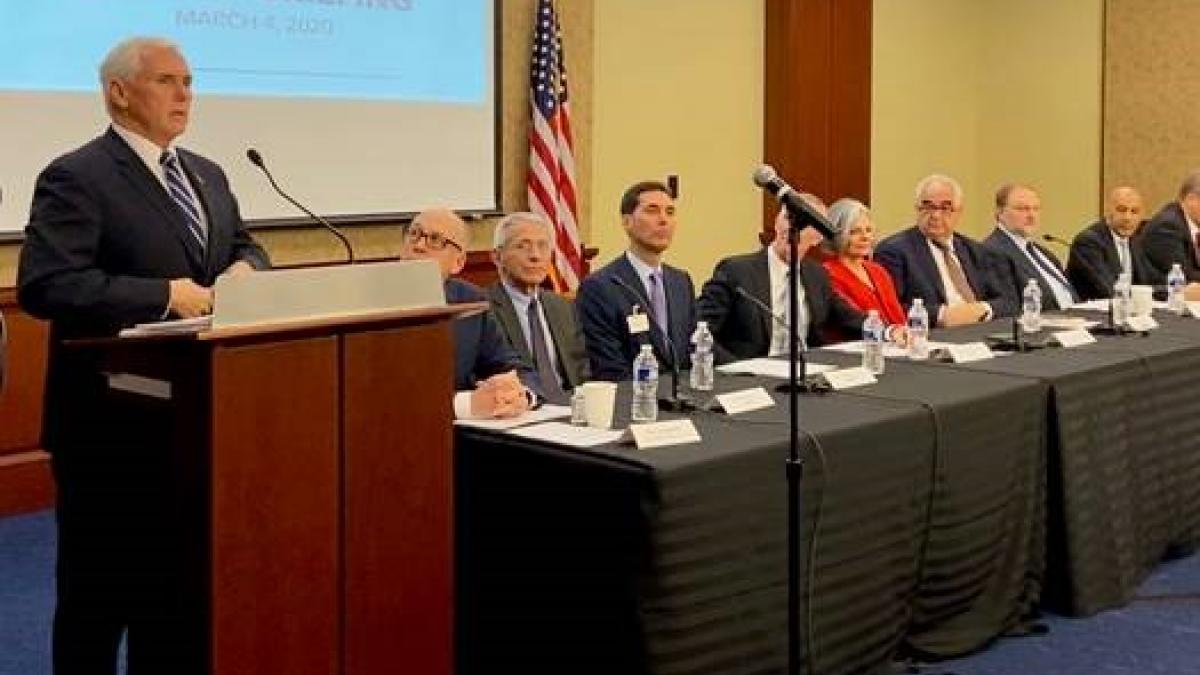 Johnson attends Coronavirus briefing with Vice President Pence.