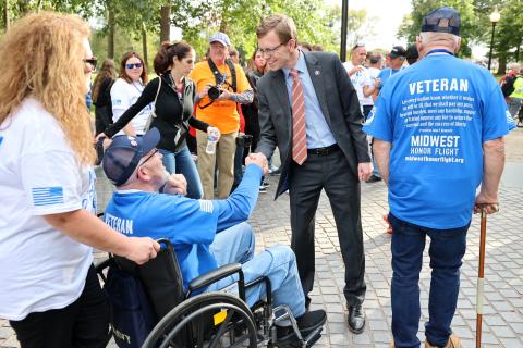 Meeting Honor Flight Veterans