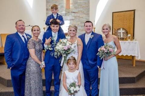 Sarah and Terry Reyelts